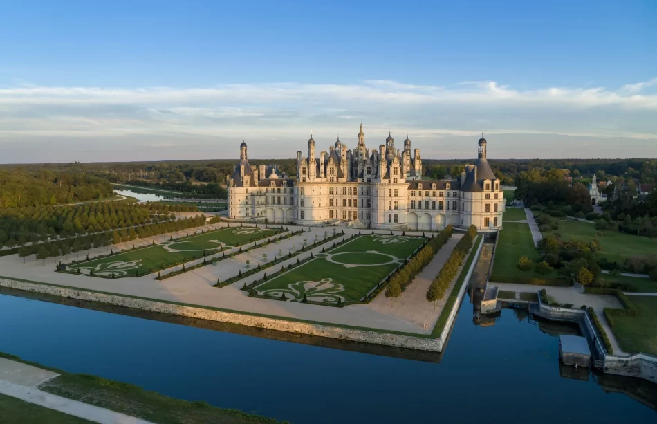 Château de Chambord (environ 120 km – Région Centre)