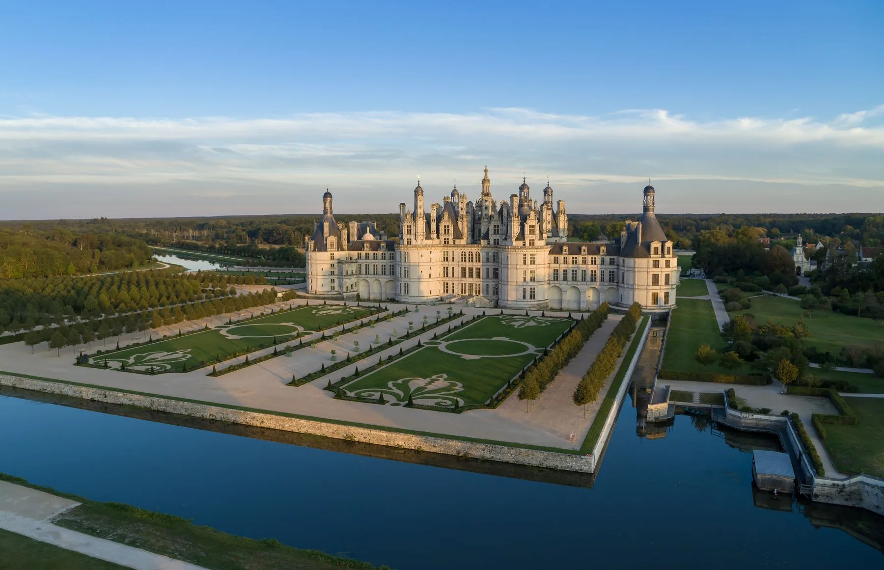 Château de Chambord (environ 120 km – Région Centre)